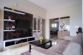 WHITE HOSUE LIVING iNN